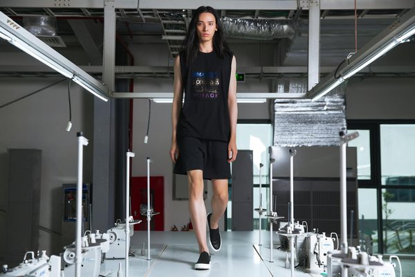 Choisir un parapluie femme : style et praticité toute l'année